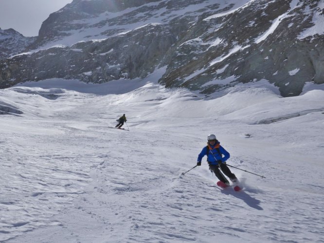 Descente du glacier de Moming