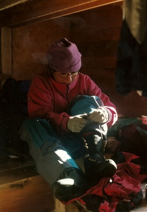 Pascale Bessière au bivouac des Cosmiques