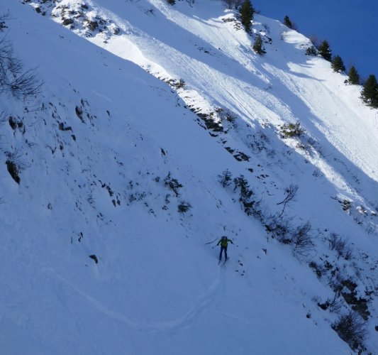 Passage en facette Nord-Est et petit saut