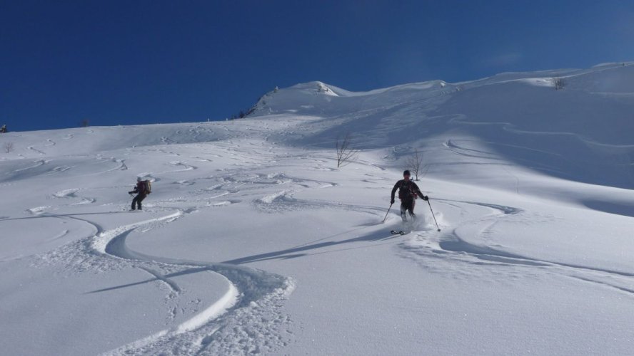 En ski de randonnée en février 2013 près d'Auferrand